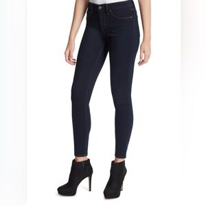 Jessica Simpson Kiss Me Skinny Classic Dark Blue Skinny Jeans Women’s 6/28 EUC